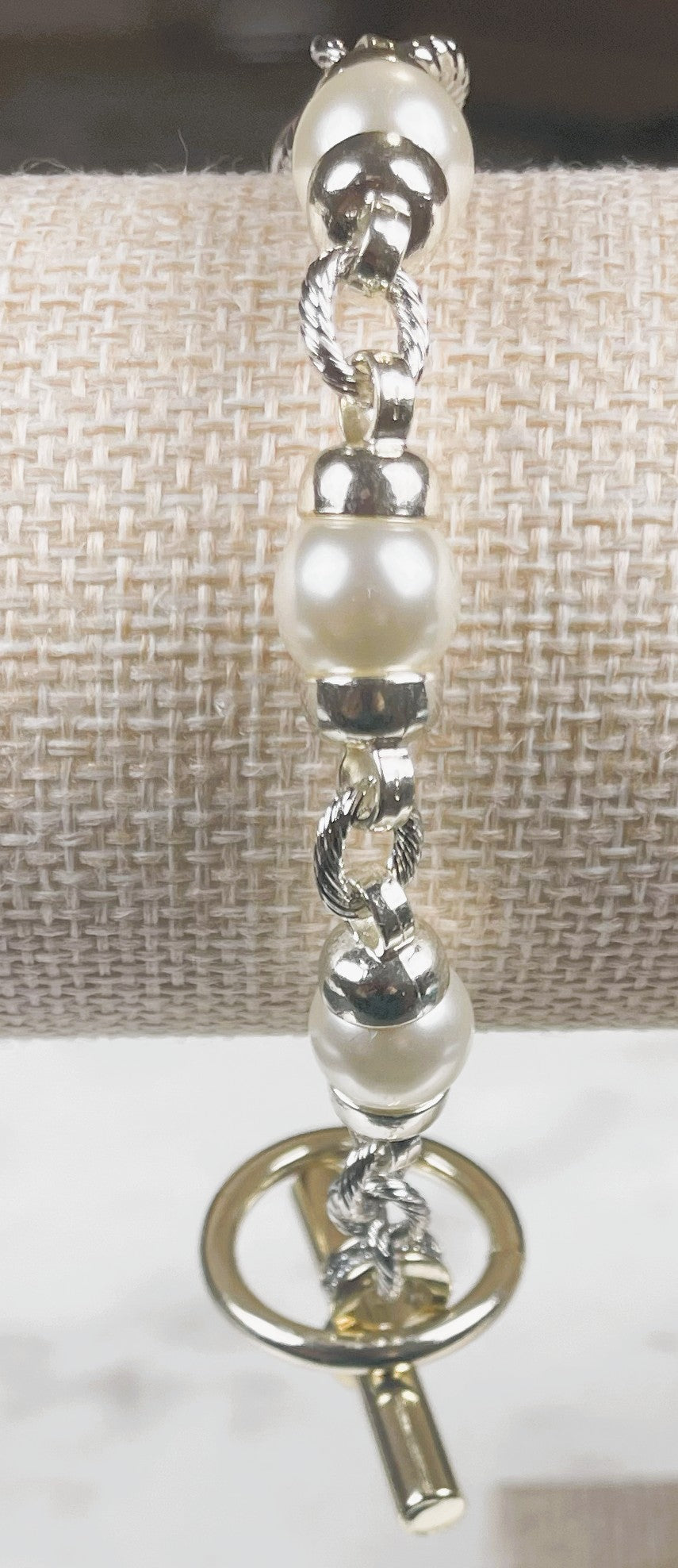 Two-Tone Chain & Pearl Bracelet